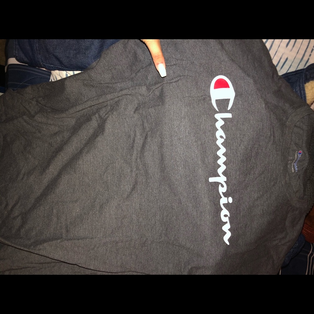 Champions t shirt